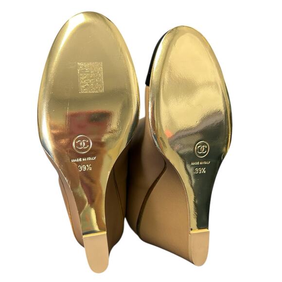 Chanel Tan Black Two Tone Interlocking CC Logo Wedge Boots Womens 39.5 / US 9.5 - Picture 10 of 14